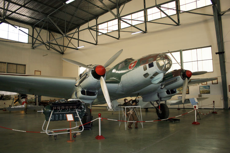 B.2-82 25-82 Heinkel He-111 E-1 
