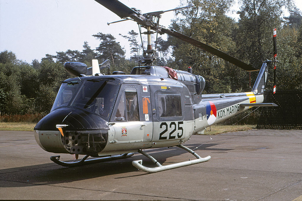 AB-204B UH-1