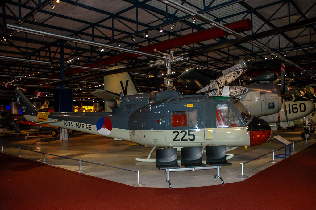 AB-204B UH-1