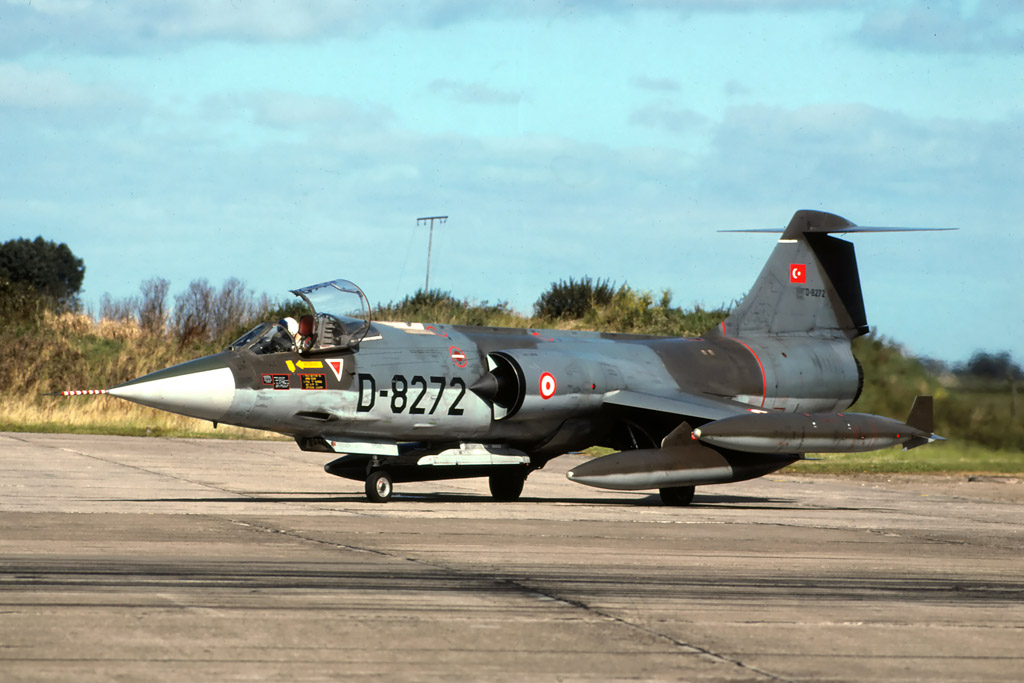 D-8272 F-104G on delivery to Turkey